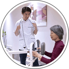 専門スタッフによるオーダーメイドリハビリ